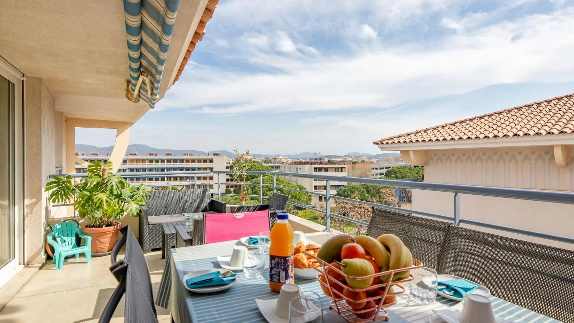 Apartment Royal Marine-2 By Interhome Fréjus 0*,